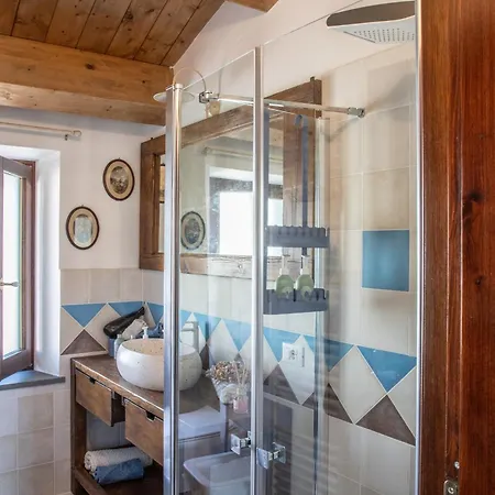 The View House Barchi